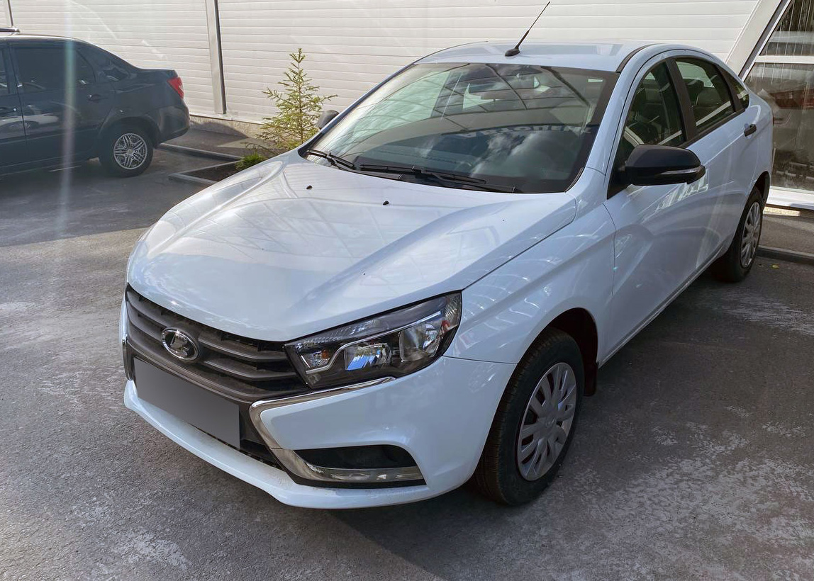 Прокат Lada Vesta в Казани без водителя - 1400 в день