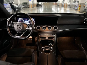 Mercedes E