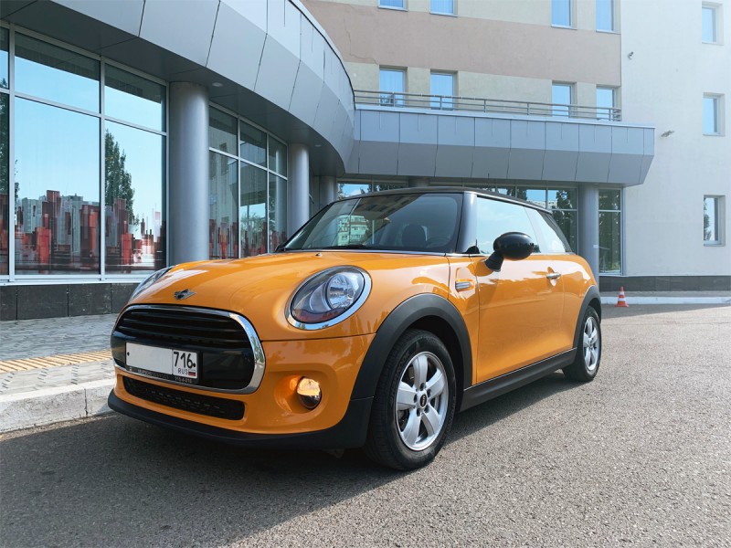 Mini Hatch