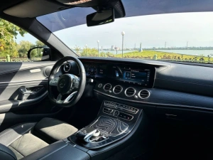 Mercedes E
